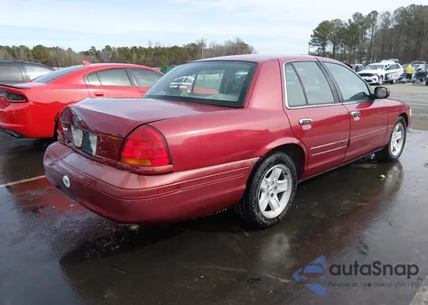 2002 Ford Crown Victoria Lx z USA, uszkodzony, nr VIN 2FAFP74W82X140787